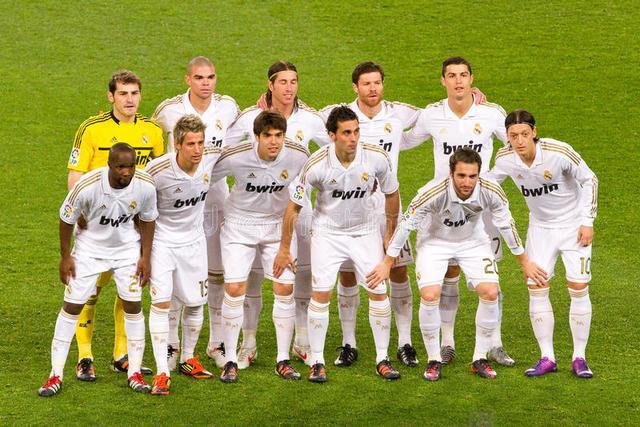18年前的今天，苏利·蒙塔里的精彩进球击败了阿斯顿维拉！
